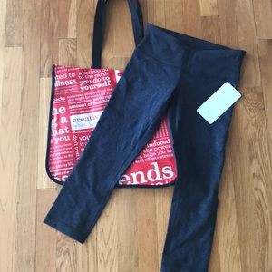 Lululemon Wunder Under Crop III